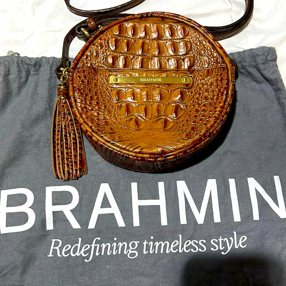 Brahmin Circle Crossbody Lane Bag